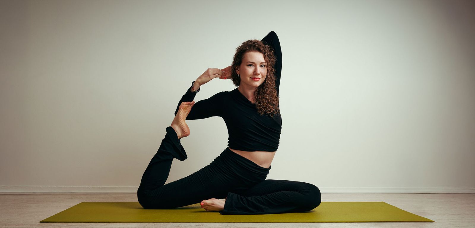 Vinyasa-, Hatha-, Restorative- and Yin Yoga
